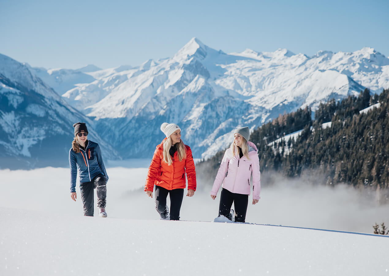 Verschneite Winterlandschaft zum Winterwandern.